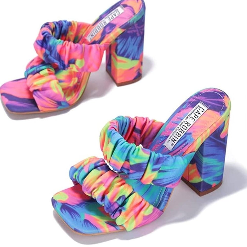 Cape Robbin RIE Del Chunky High Heels